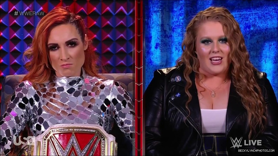 WWE_Monday_Night_Raw_2022_01_24_720p_HDTV_x264-NWCHD_mp4_005813746.jpg