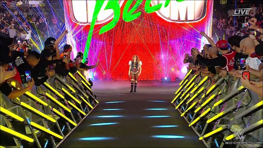 WWE_Royal_Rumble_2022_720p_WEB_h264-HEEL_mp4_006424311.jpg