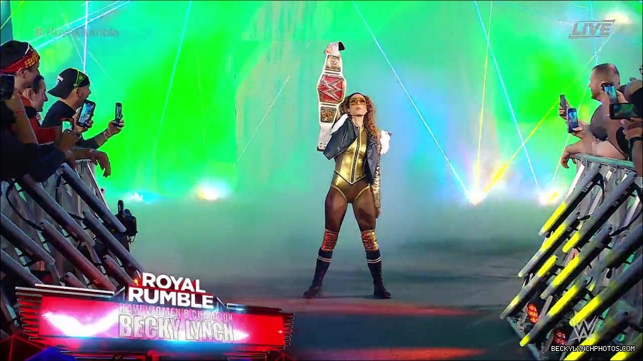 WWE_Royal_Rumble_2022_720p_WEB_h264-HEEL_mp4_006433111.jpg