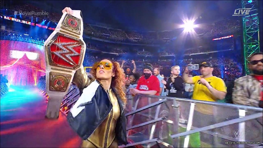 WWE_Royal_Rumble_2022_720p_WEB_h264-HEEL_mp4_006452311.jpg