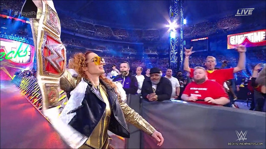 WWE_Royal_Rumble_2022_720p_WEB_h264-HEEL_mp4_006456311.jpg