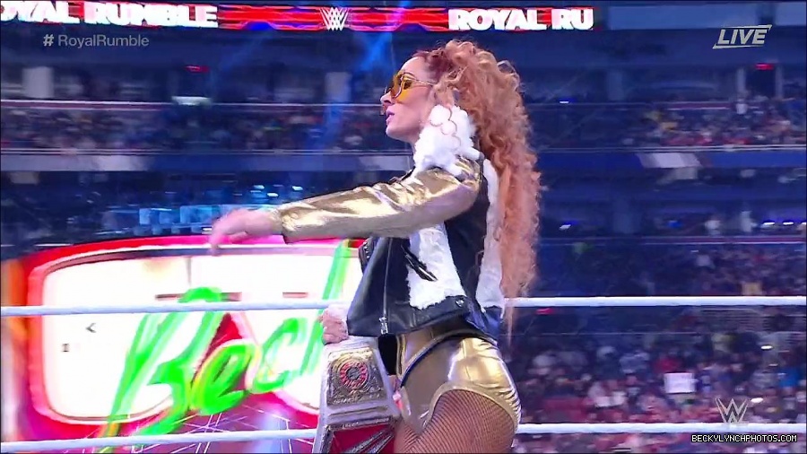 WWE_Royal_Rumble_2022_720p_WEB_h264-HEEL_mp4_006467511.jpg