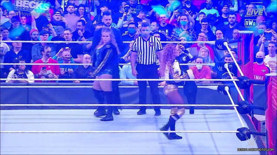 WWE_Royal_Rumble_2022_720p_WEB_h264-HEEL_mp4_006475111.jpg