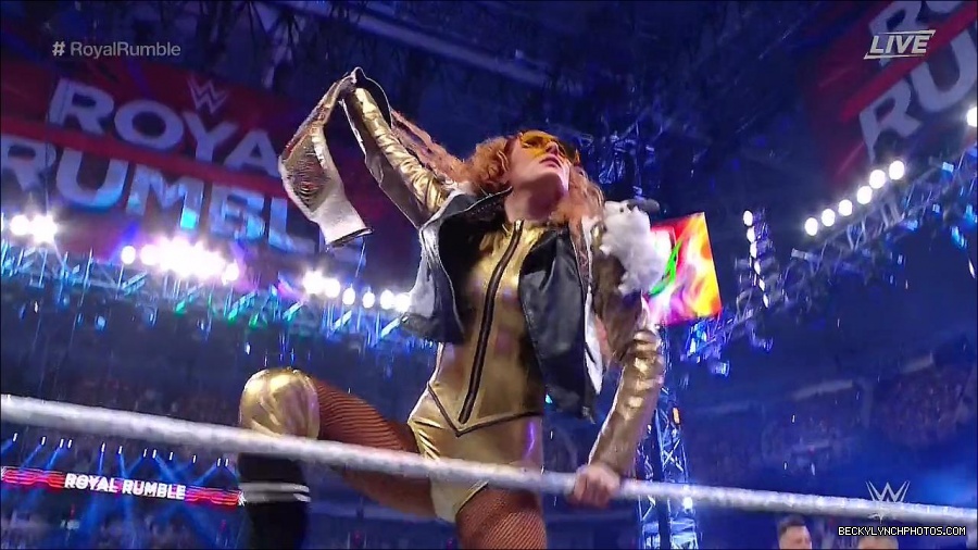 WWE_Royal_Rumble_2022_720p_WEB_h264-HEEL_mp4_006476711.jpg