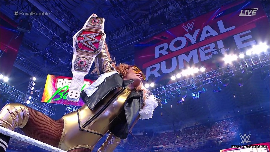 WWE_Royal_Rumble_2022_720p_WEB_h264-HEEL_mp4_006480711.jpg