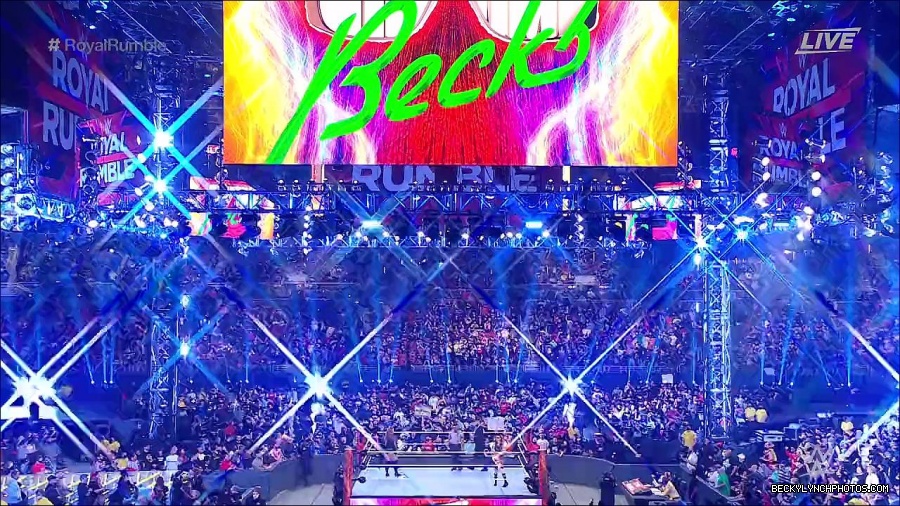 WWE_Royal_Rumble_2022_720p_WEB_h264-HEEL_mp4_006494711.jpg