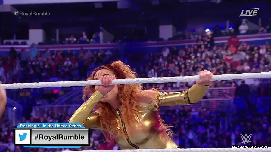 WWE_Royal_Rumble_2022_720p_WEB_h264-HEEL_mp4_006635511.jpg