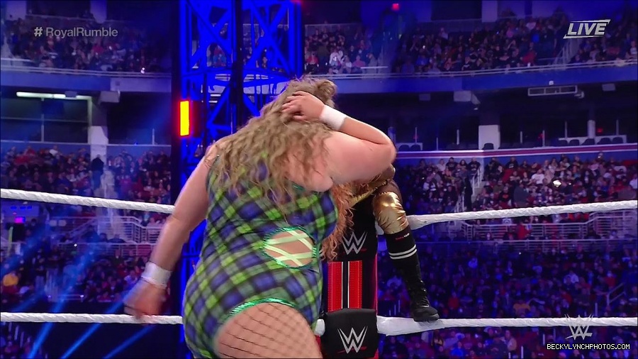 WWE_Royal_Rumble_2022_720p_WEB_h264-HEEL_mp4_006646311.jpg