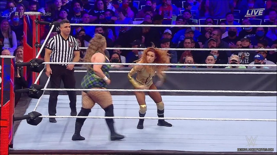 WWE_Royal_Rumble_2022_720p_WEB_h264-HEEL_mp4_006662711.jpg
