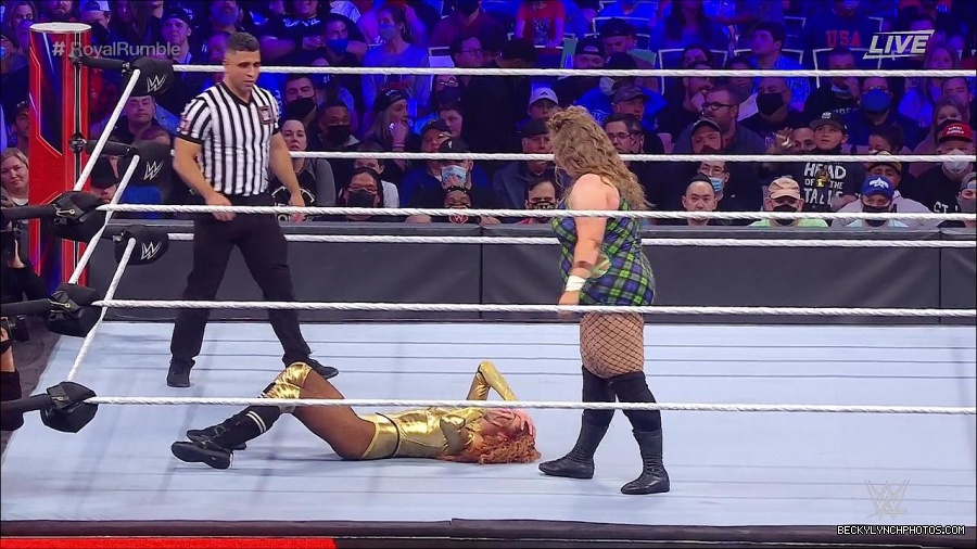 WWE_Royal_Rumble_2022_720p_WEB_h264-HEEL_mp4_006666711.jpg