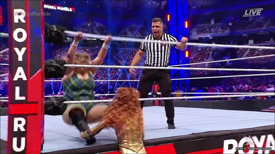 WWE_Royal_Rumble_2022_720p_WEB_h264-HEEL_mp4_006681911.jpg