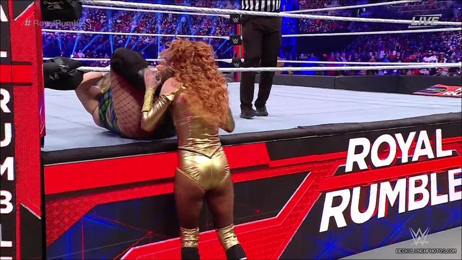 WWE_Royal_Rumble_2022_720p_WEB_h264-HEEL_mp4_006685111.jpg