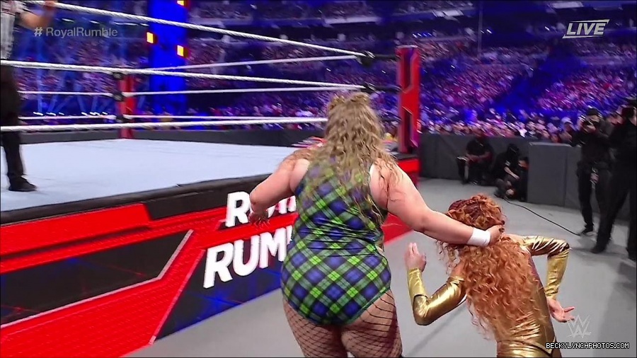 WWE_Royal_Rumble_2022_720p_WEB_h264-HEEL_mp4_006692311.jpg