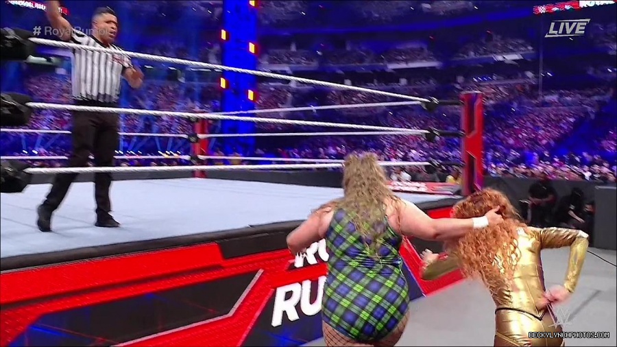 WWE_Royal_Rumble_2022_720p_WEB_h264-HEEL_mp4_006692711.jpg