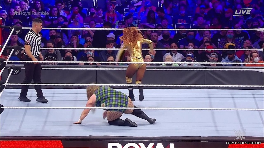 WWE_Royal_Rumble_2022_720p_WEB_h264-HEEL_mp4_006696711.jpg