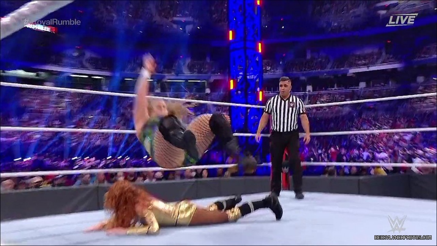 WWE_Royal_Rumble_2022_720p_WEB_h264-HEEL_mp4_006707911.jpg