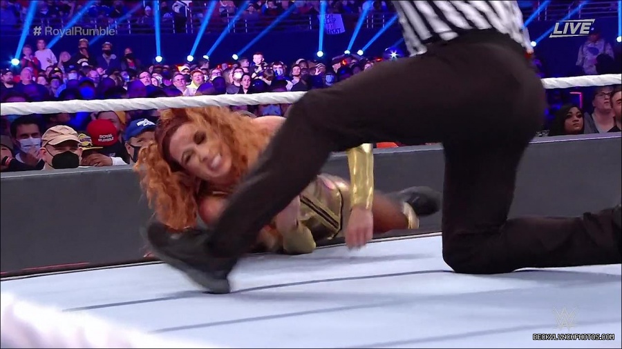 WWE_Royal_Rumble_2022_720p_WEB_h264-HEEL_mp4_006711111.jpg