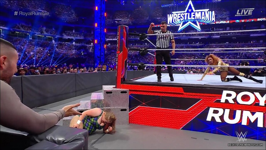 WWE_Royal_Rumble_2022_720p_WEB_h264-HEEL_mp4_006733511.jpg