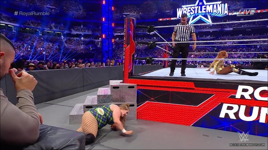 WWE_Royal_Rumble_2022_720p_WEB_h264-HEEL_mp4_006737111.jpg