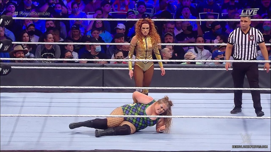 WWE_Royal_Rumble_2022_720p_WEB_h264-HEEL_mp4_006765178.jpg
