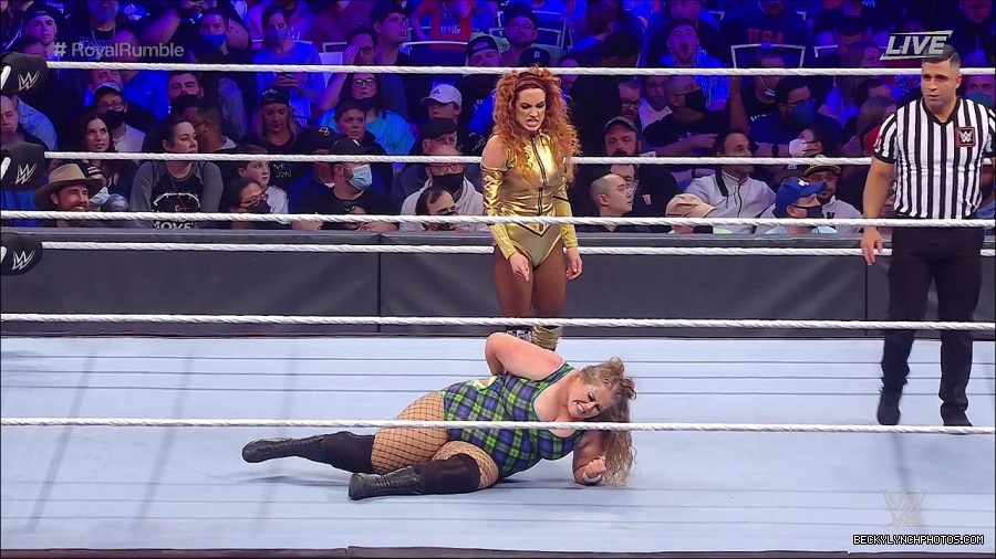 WWE_Royal_Rumble_2022_720p_WEB_h264-HEEL_mp4_006765578.jpg