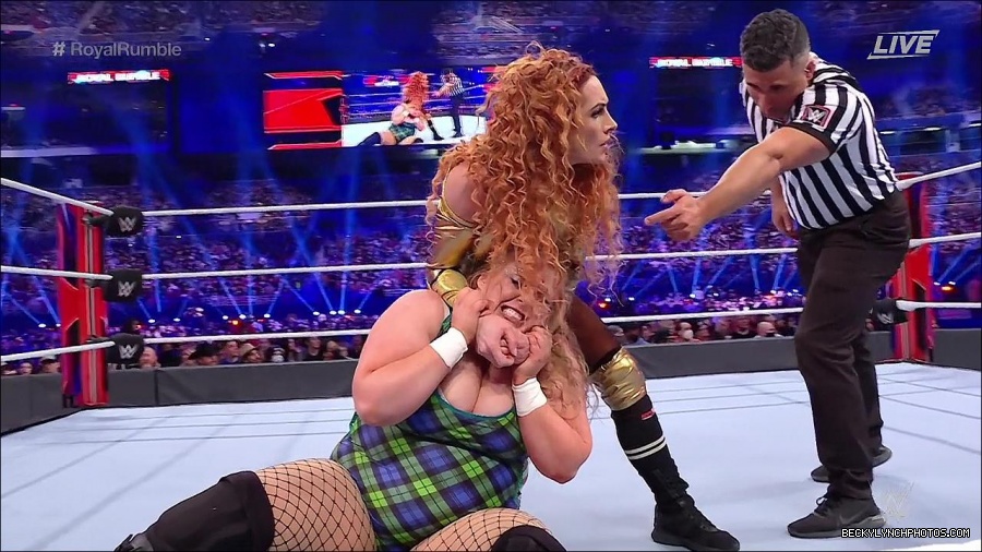 WWE_Royal_Rumble_2022_720p_WEB_h264-HEEL_mp4_006779578.jpg