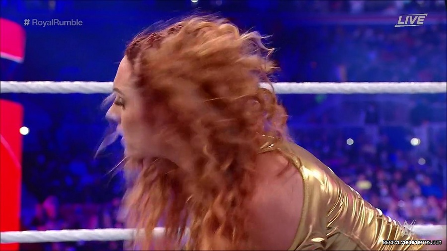WWE_Royal_Rumble_2022_720p_WEB_h264-HEEL_mp4_006782378.jpg