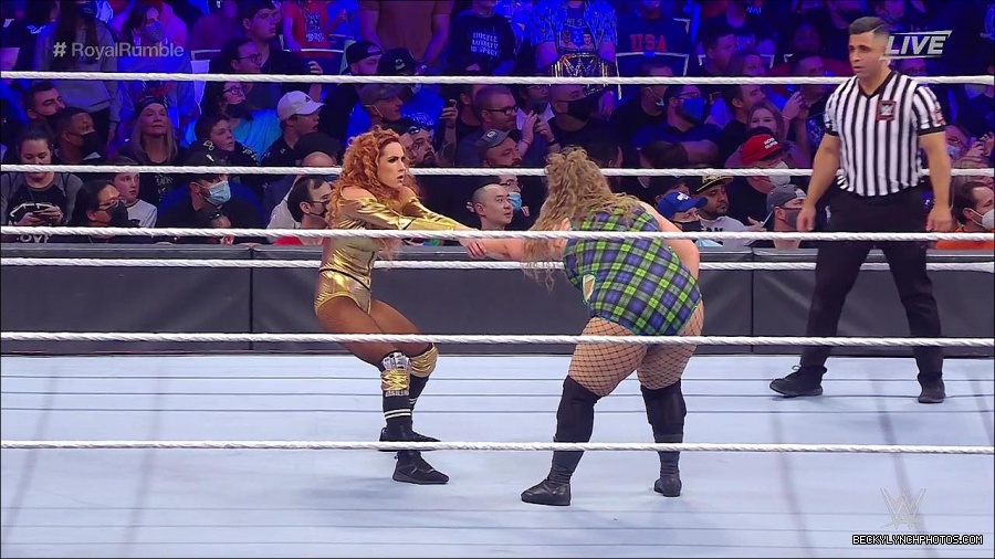 WWE_Royal_Rumble_2022_720p_WEB_h264-HEEL_mp4_006795578.jpg