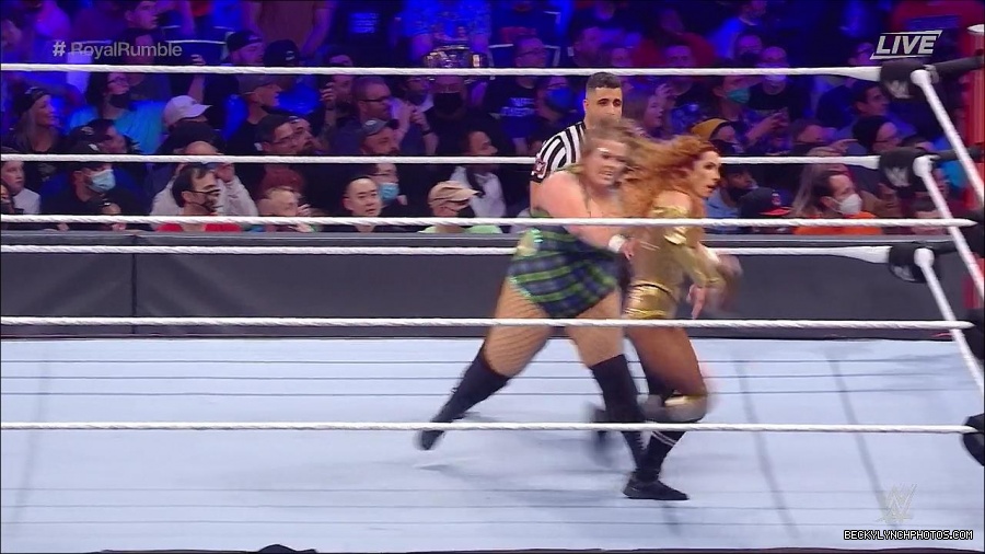 WWE_Royal_Rumble_2022_720p_WEB_h264-HEEL_mp4_006797578.jpg