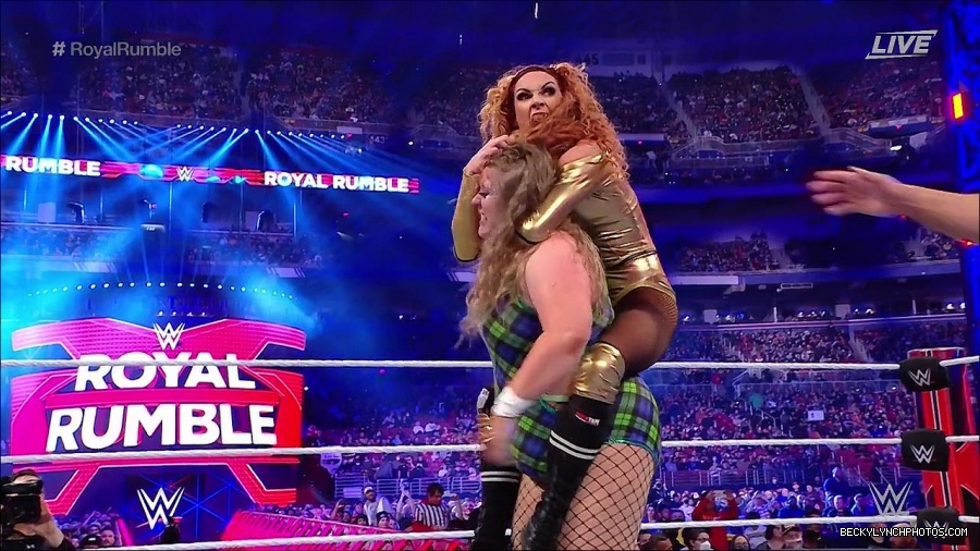 WWE_Royal_Rumble_2022_720p_WEB_h264-HEEL_mp4_006811178.jpg
