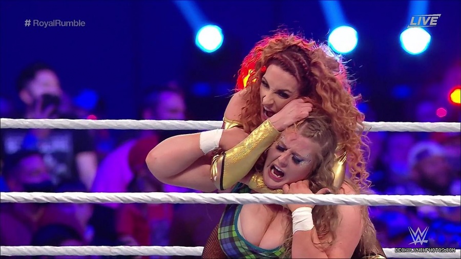 WWE_Royal_Rumble_2022_720p_WEB_h264-HEEL_mp4_006817578.jpg