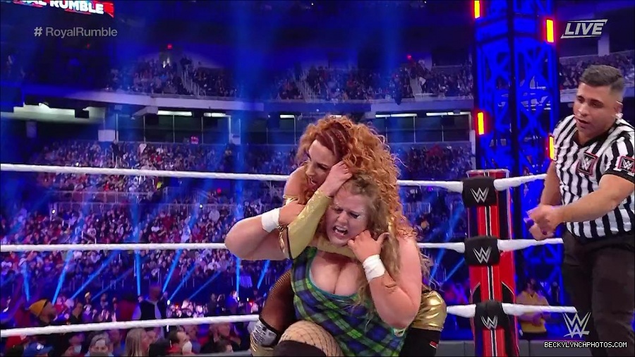 WWE_Royal_Rumble_2022_720p_WEB_h264-HEEL_mp4_006819978.jpg