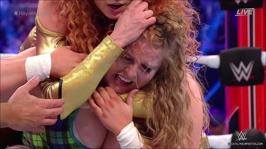 WWE_Royal_Rumble_2022_720p_WEB_h264-HEEL_mp4_006830778.jpg