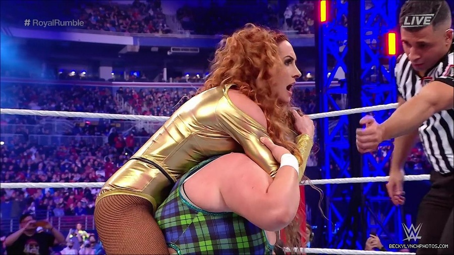 WWE_Royal_Rumble_2022_720p_WEB_h264-HEEL_mp4_006854778.jpg