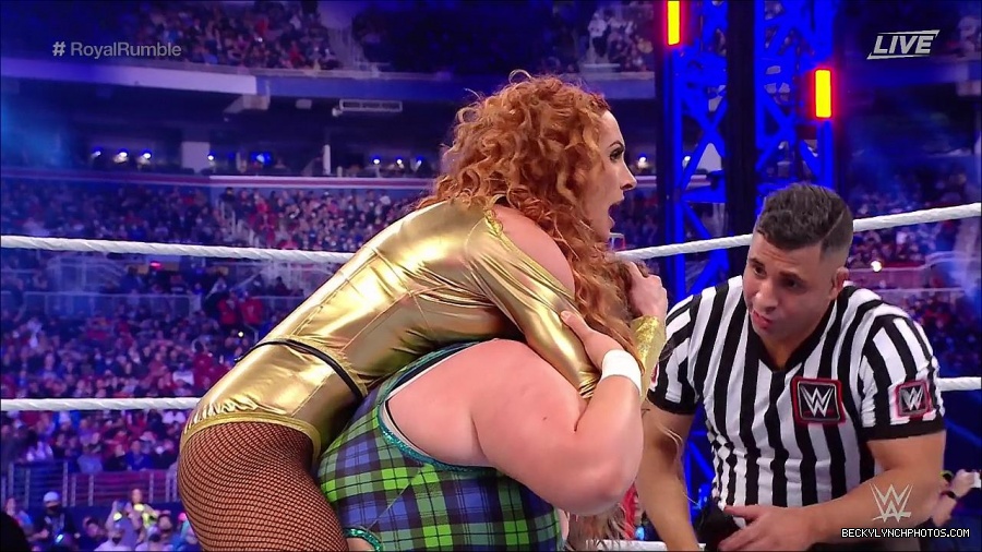 WWE_Royal_Rumble_2022_720p_WEB_h264-HEEL_mp4_006855578.jpg