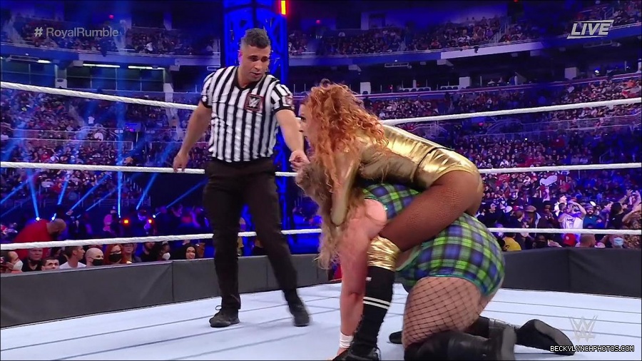 WWE_Royal_Rumble_2022_720p_WEB_h264-HEEL_mp4_006861178.jpg