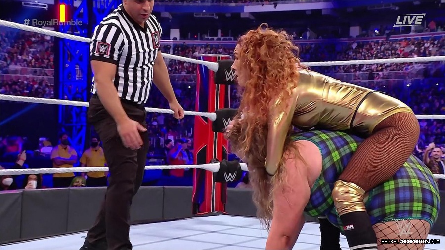 WWE_Royal_Rumble_2022_720p_WEB_h264-HEEL_mp4_006865178.jpg