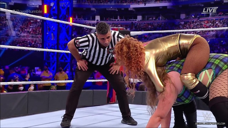 WWE_Royal_Rumble_2022_720p_WEB_h264-HEEL_mp4_006867178.jpg
