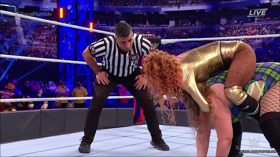 WWE_Royal_Rumble_2022_720p_WEB_h264-HEEL_mp4_006867578.jpg