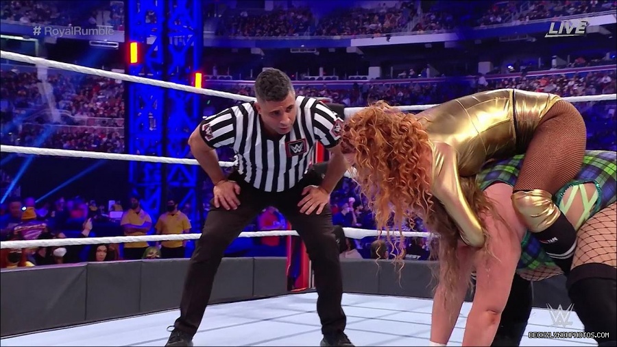 WWE_Royal_Rumble_2022_720p_WEB_h264-HEEL_mp4_006868378.jpg