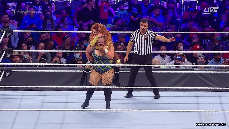 WWE_Royal_Rumble_2022_720p_WEB_h264-HEEL_mp4_006871978.jpg