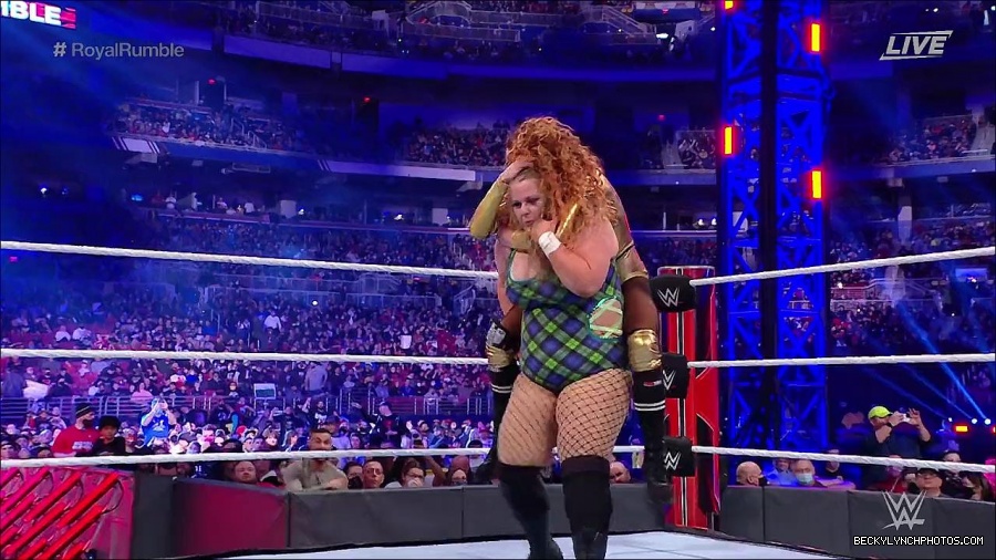 WWE_Royal_Rumble_2022_720p_WEB_h264-HEEL_mp4_006872778.jpg