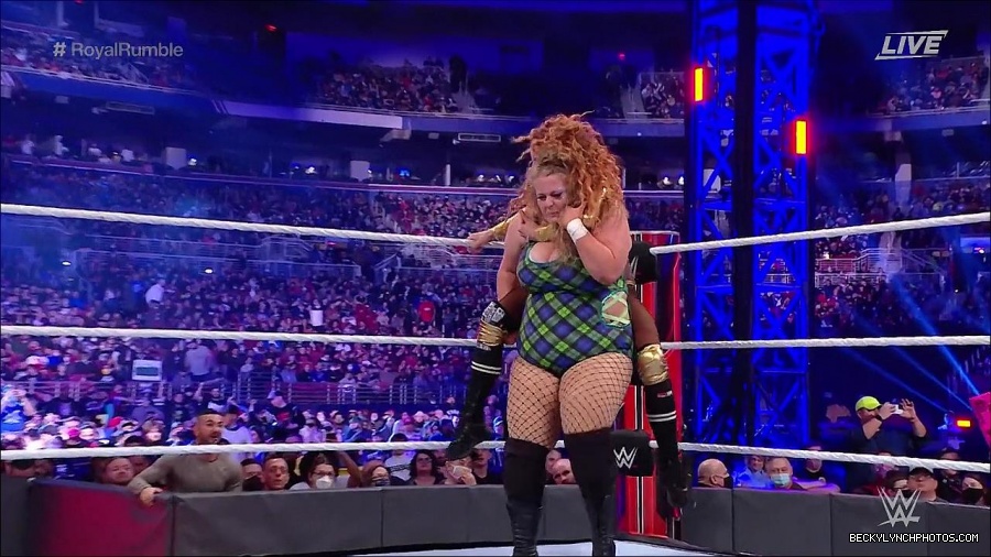 WWE_Royal_Rumble_2022_720p_WEB_h264-HEEL_mp4_006873578.jpg