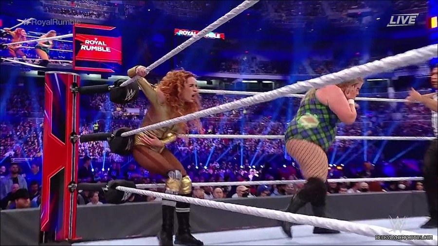WWE_Royal_Rumble_2022_720p_WEB_h264-HEEL_mp4_006875178.jpg