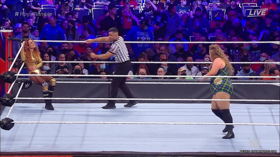 WWE_Royal_Rumble_2022_720p_WEB_h264-HEEL_mp4_006880378.jpg