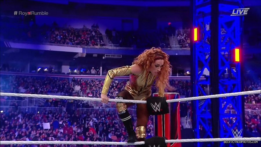 WWE_Royal_Rumble_2022_720p_WEB_h264-HEEL_mp4_006886778.jpg