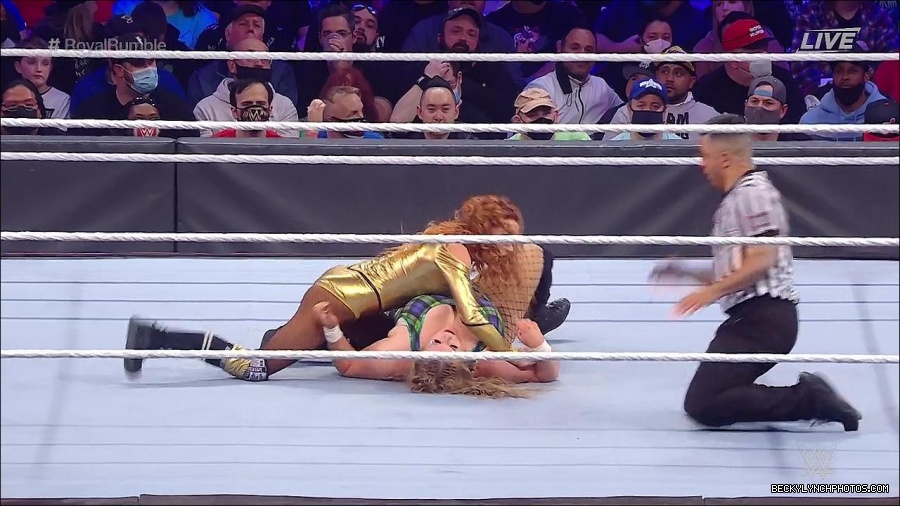 WWE_Royal_Rumble_2022_720p_WEB_h264-HEEL_mp4_006896378.jpg