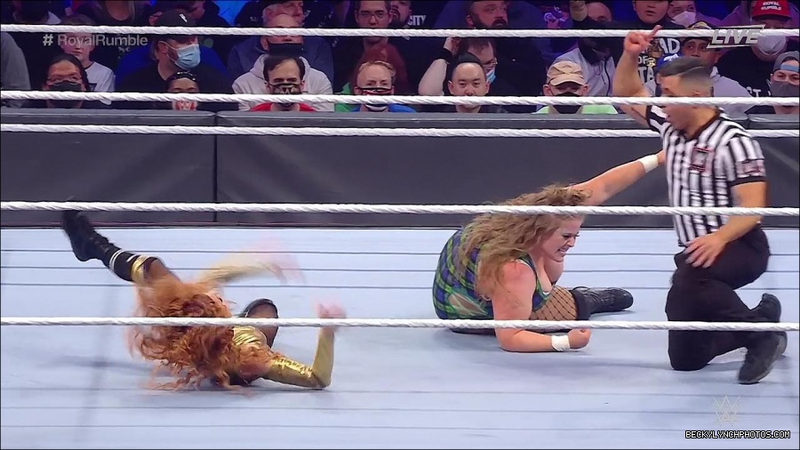 WWE_Royal_Rumble_2022_720p_WEB_h264-HEEL_mp4_006898378.jpg