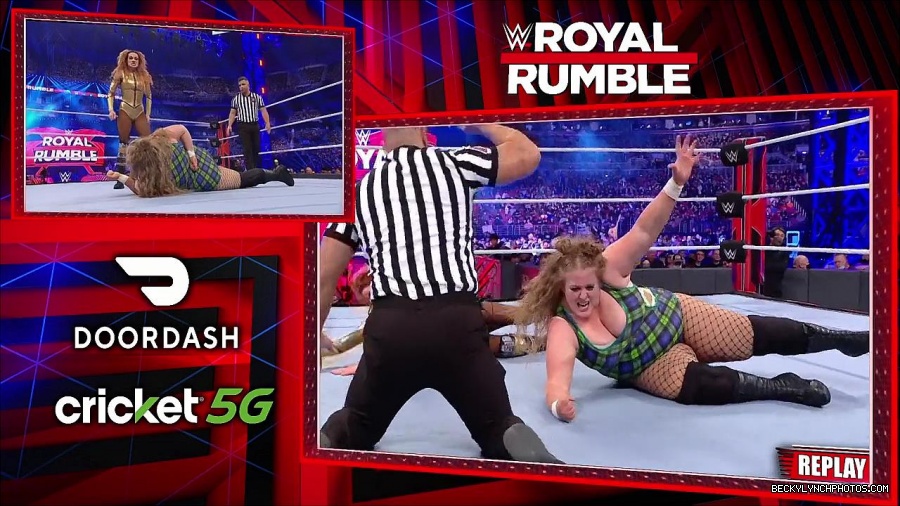 WWE_Royal_Rumble_2022_720p_WEB_h264-HEEL_mp4_006910378.jpg