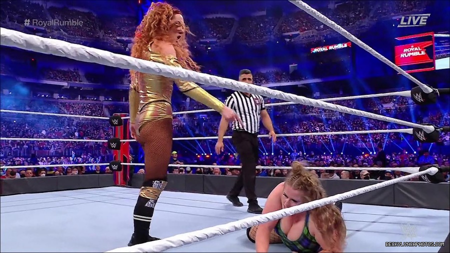 WWE_Royal_Rumble_2022_720p_WEB_h264-HEEL_mp4_006923178.jpg